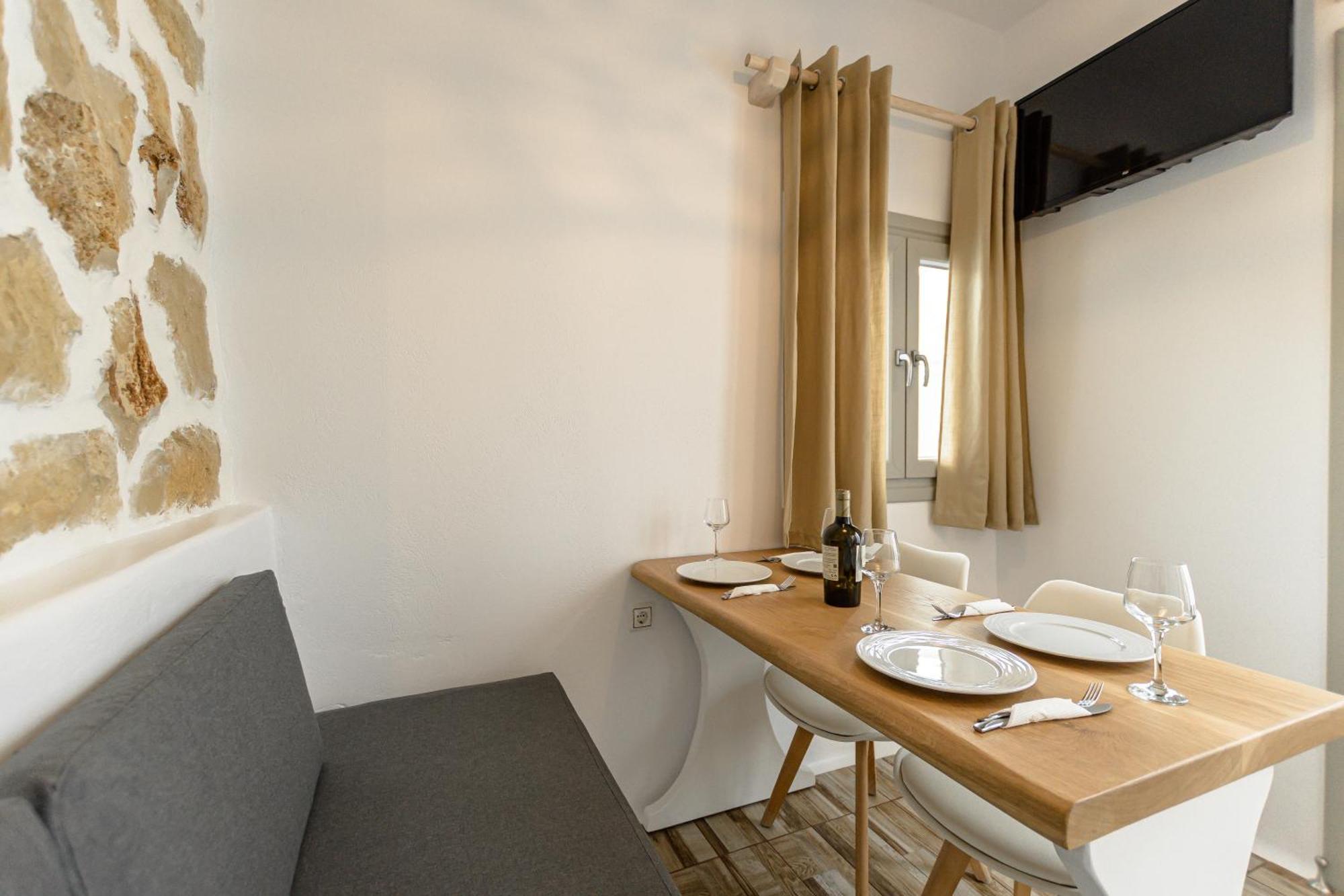 Aphrodite Luxury Apartments Ájos Prokópios Rom bilde